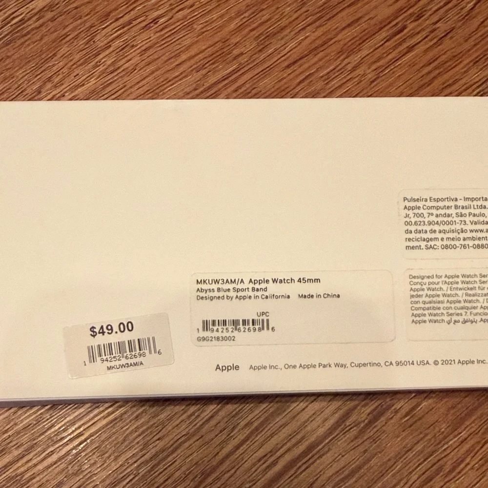 NWT Apple Watch Sport Band - Blue